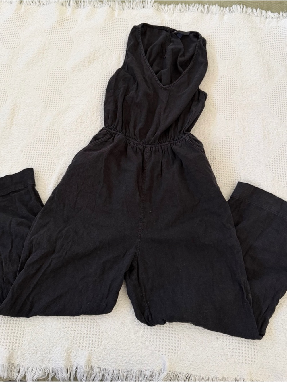 Universal Thread Black V-Neck Wide-Leg Jumpsuit